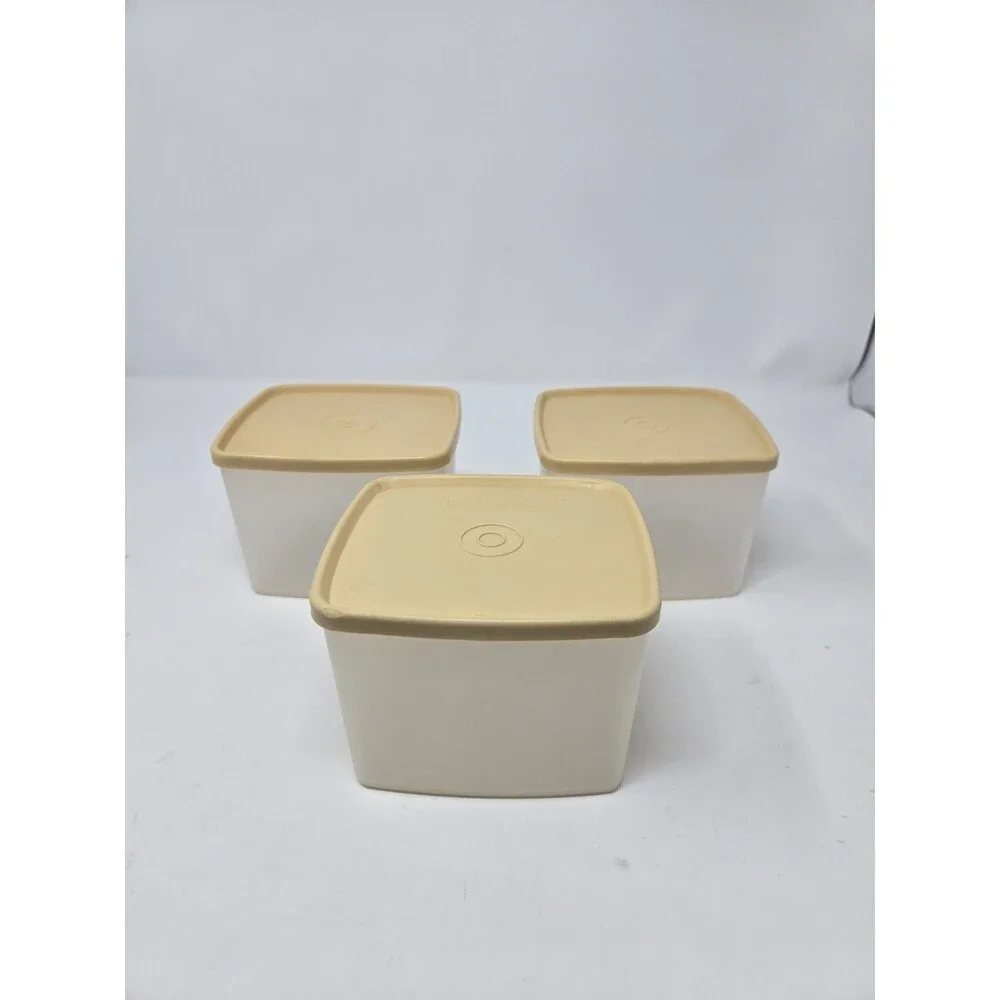 VINTAGE TUPPERWARE LOT OF 12 FOOD STORAGE CONTAINERS KHAKI SAND LIDS STACKABLE
